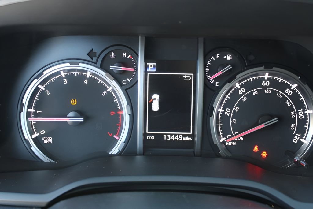 Certified 2024 Toyota 4Runner TRD Off-Road Premium w/ Off Road Premium Plus Package AWD/4WD image 11