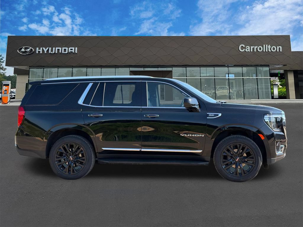 Used 2023 GMC Yukon SLT AWD/4WD image 4