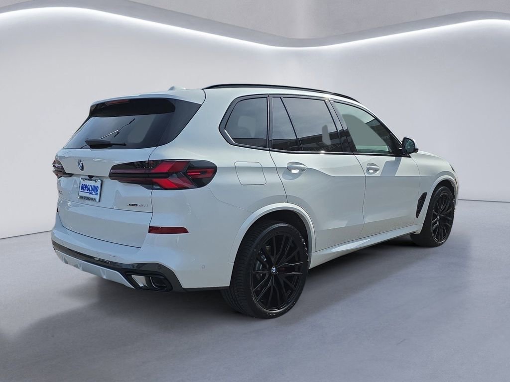 New 2026 BMW X5 xDrive40i w/ M Sport Package image 4