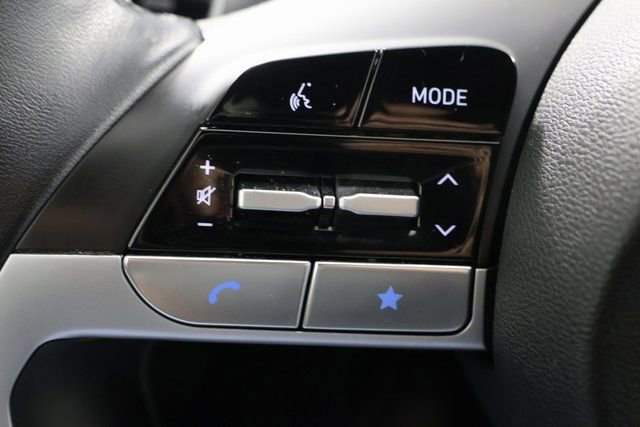 Used 2024 Hyundai Santa Cruz Limited image 11