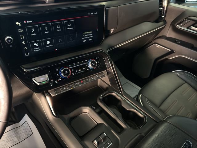 Used 2024 GMC Sierra 2500 AT4X image 18