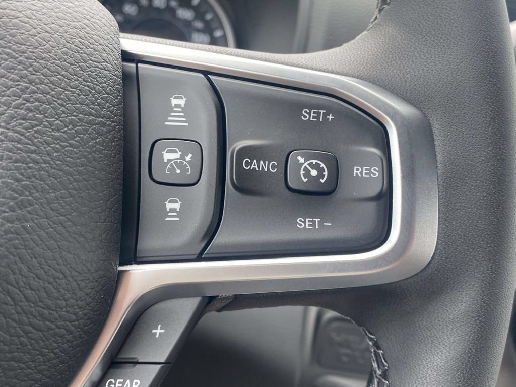 New 2026 RAM 3500 Big Horn AWD/4WD image 27