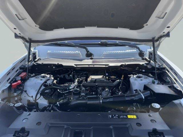 Used 2021 Land Rover Defender 90 AWD/4WD image 60