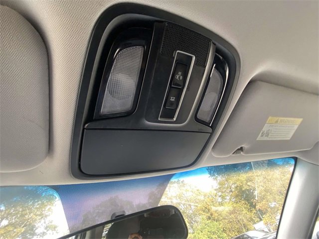 Used 2017 Kia Sorento L image 27