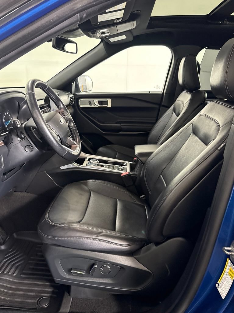 Used 2020 Ford Explorer Limited w/ Class III Trailer Tow Package AWD/4WD image 16