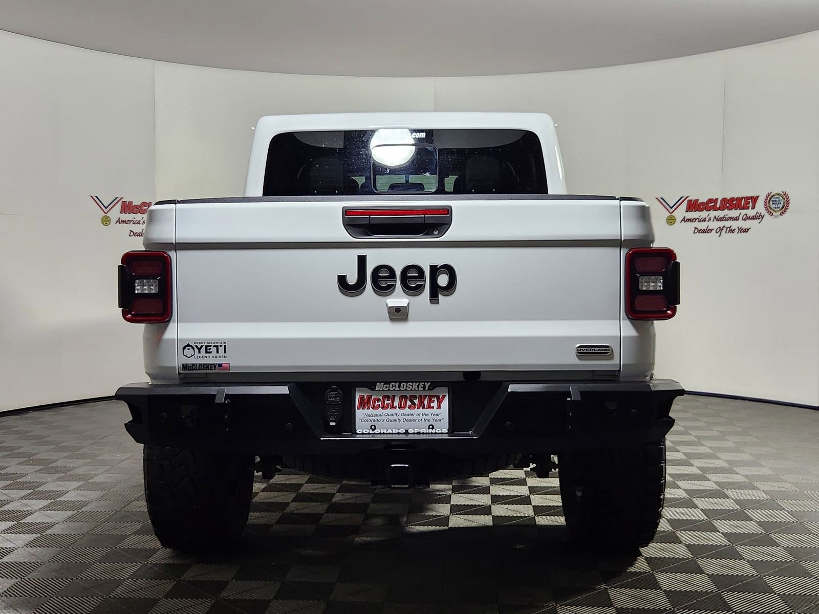 Used 2020 Jeep Gladiator Overland w/ Dual Top Group image 6