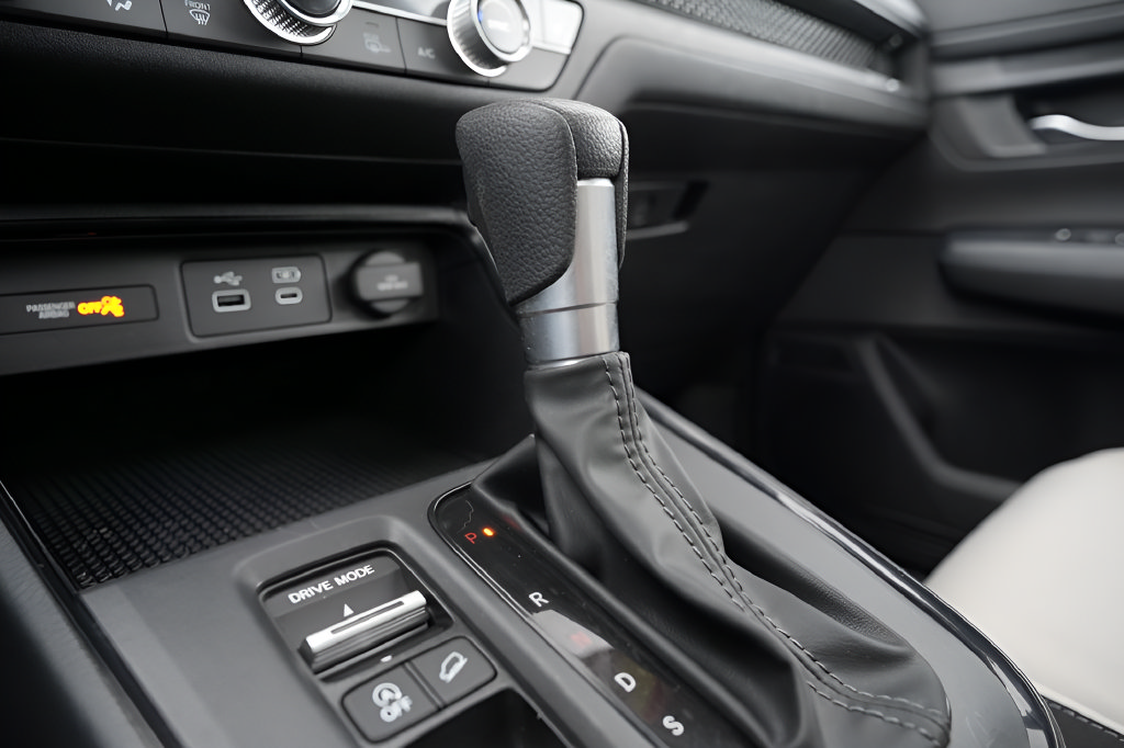 Used 2025 Honda CR-V EX image 29