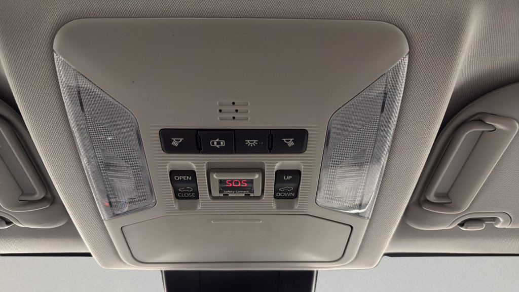 Used 2019 Toyota RAV4 XLE FWD image 25