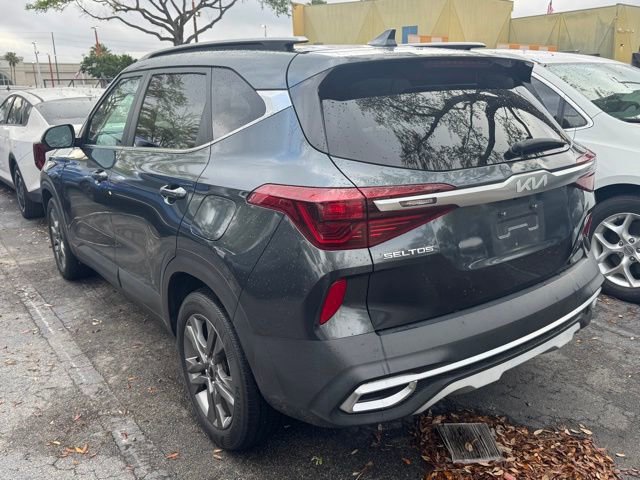 Certified 2023 Kia Seltos S image 4