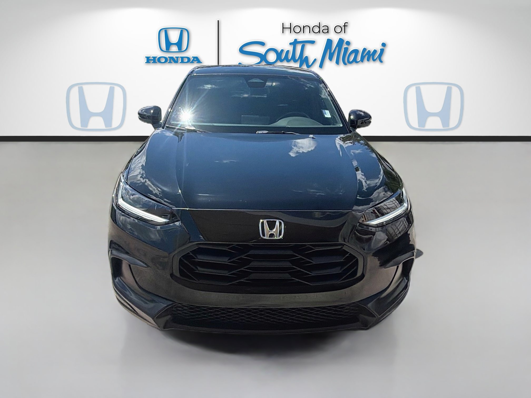 Used 2024 Honda HR-V Sport image 2
