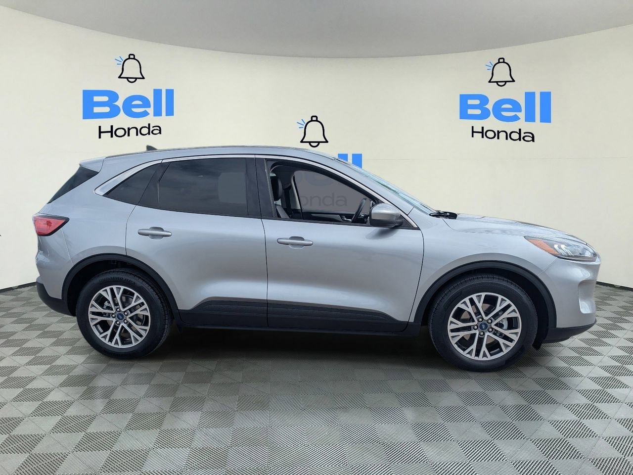 Used 2022 Ford Escape SEL FWD image 5