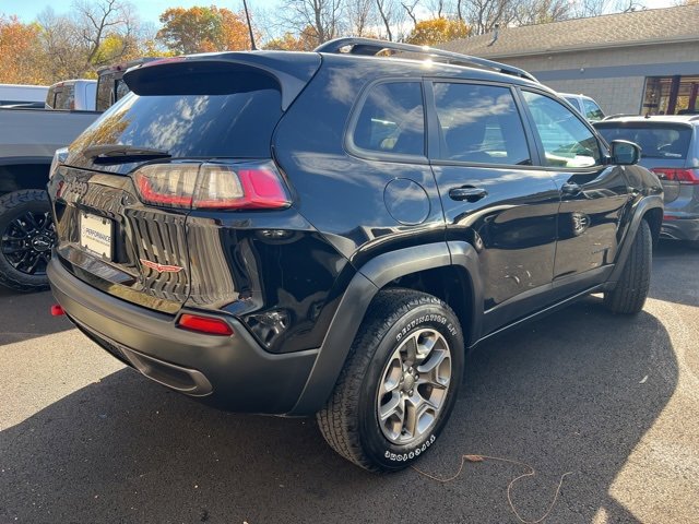 Used 2022 Jeep Cherokee Trailhawk image 2