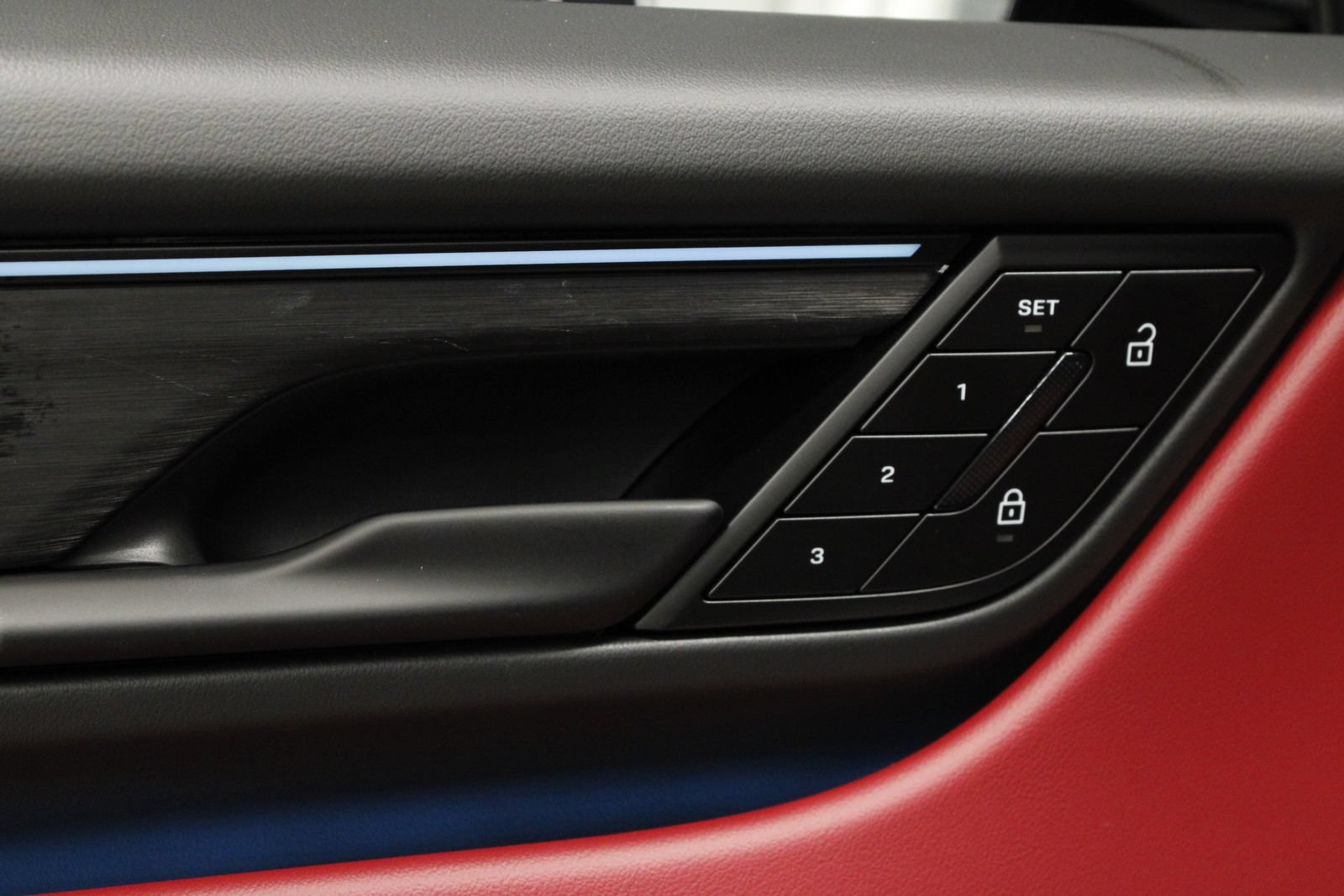 New 2026 Porsche Macan GTS Electric AWD/4WD image 27