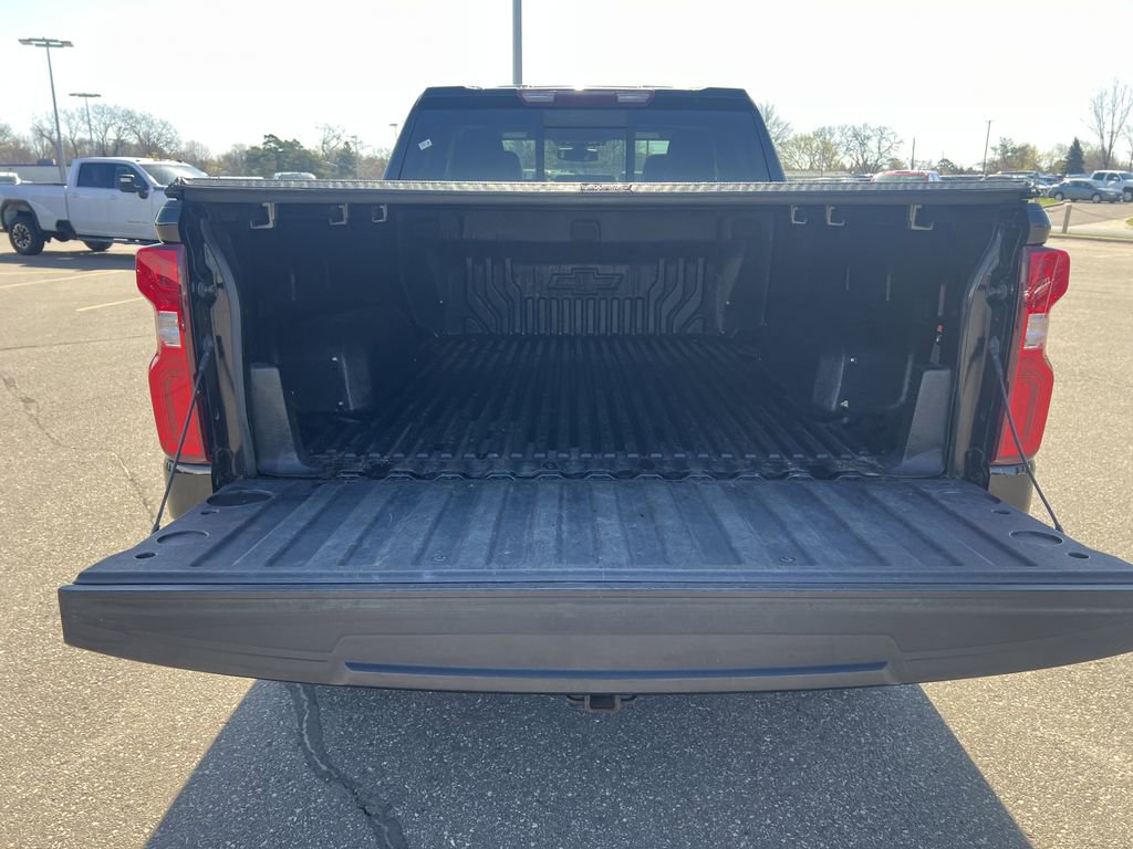 Certified 2019 Chevrolet Silverado 1500 LTZ w/ LTZ Convenience Package AWD/4WD image 12