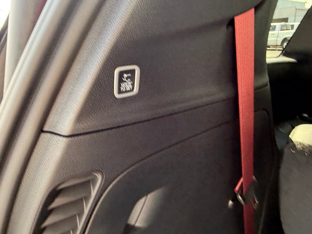 New 2027 Chrysler Pacifica Select FWD image 48