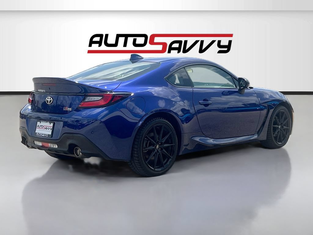 Used 2025 Toyota GR86 Premium w/ ALL Weather Mat Package (TMS) RWD image 7