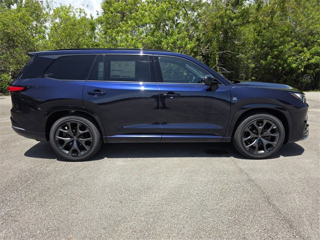 New 2025 Lexus TX 500h AWD image 2