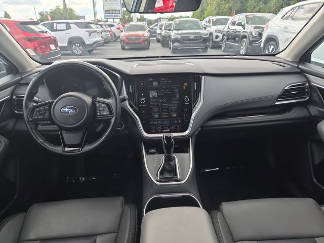 Used 2025 Subaru Outback Onyx Edition AWD/4WD image 22
