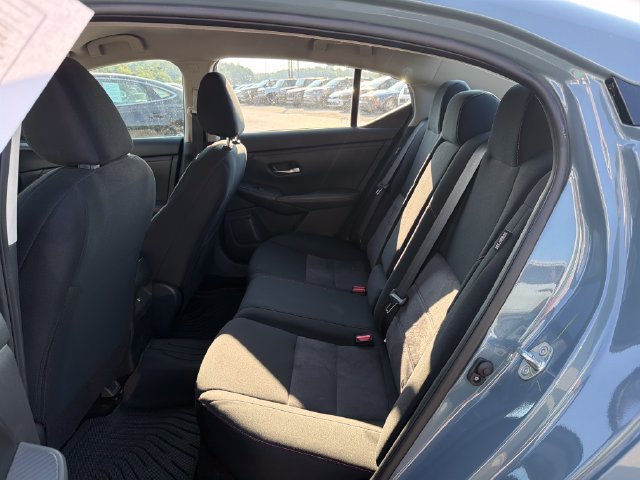 Used 2024 Nissan Sentra SR FWD image 31