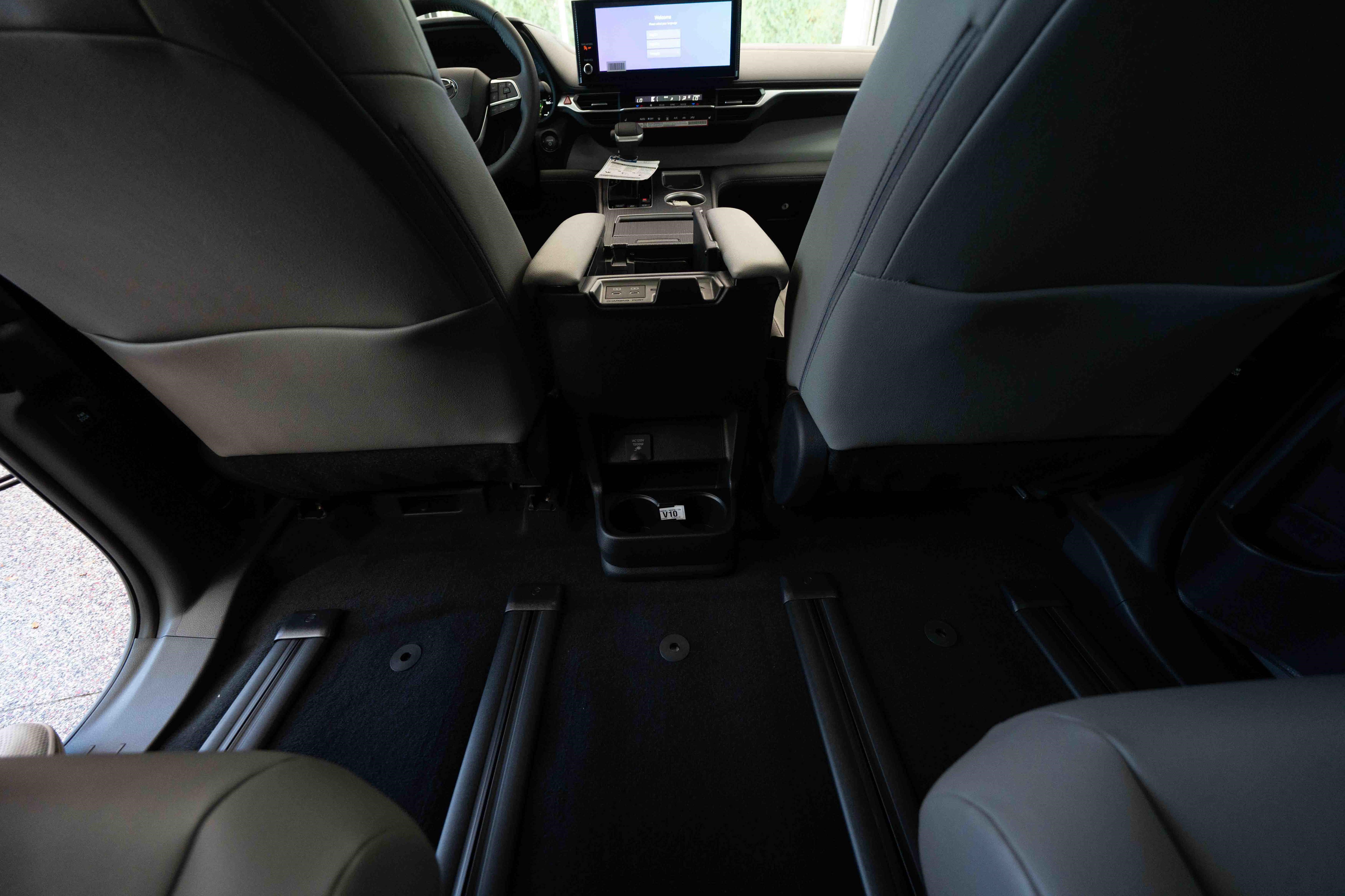 New 2026 Toyota Sienna XLE AWD/4WD image 22