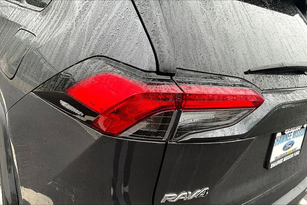 Used 2024 Toyota RAV4 XLE FWD image 22