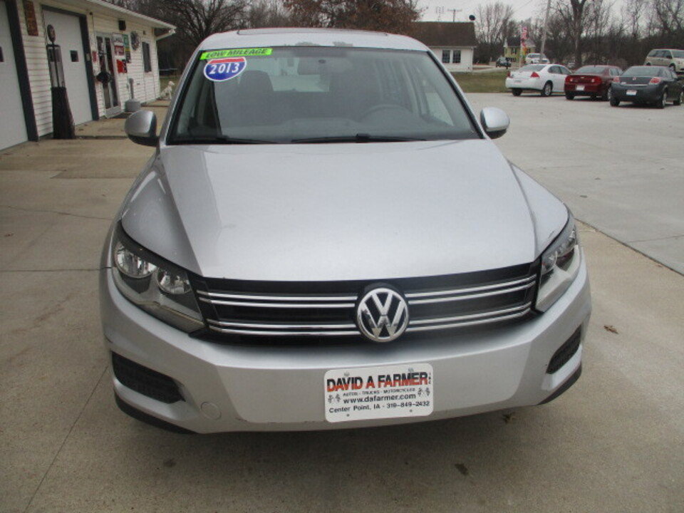 Used 2013 Volkswagen Tiguan S image 19