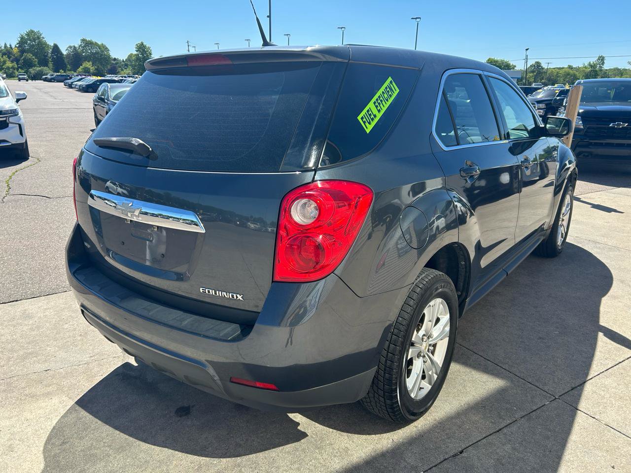 Used 2011 Chevrolet Equinox LS AWD/4WD image 4