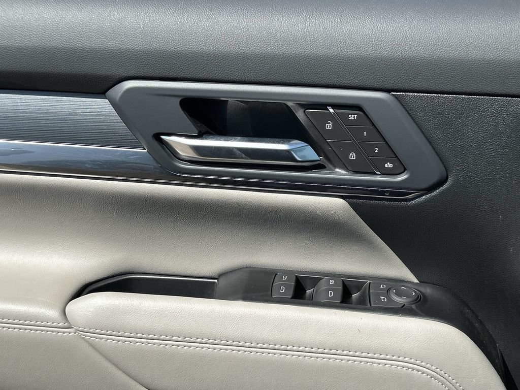 New 2027 GMC Terrain Elevation w/ Elevation Premium Package AWD/4WD image 23