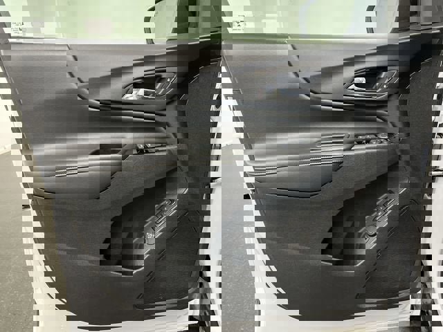 Certified 2023 Chevrolet Equinox Premier image 22