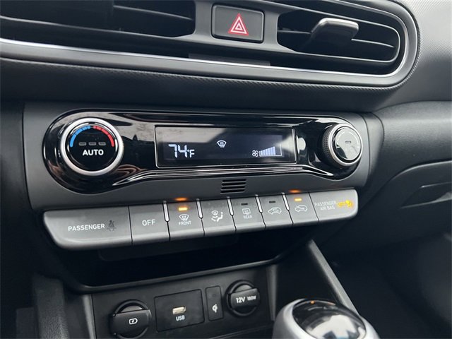 Used 2023 Hyundai Kona Limited image 17
