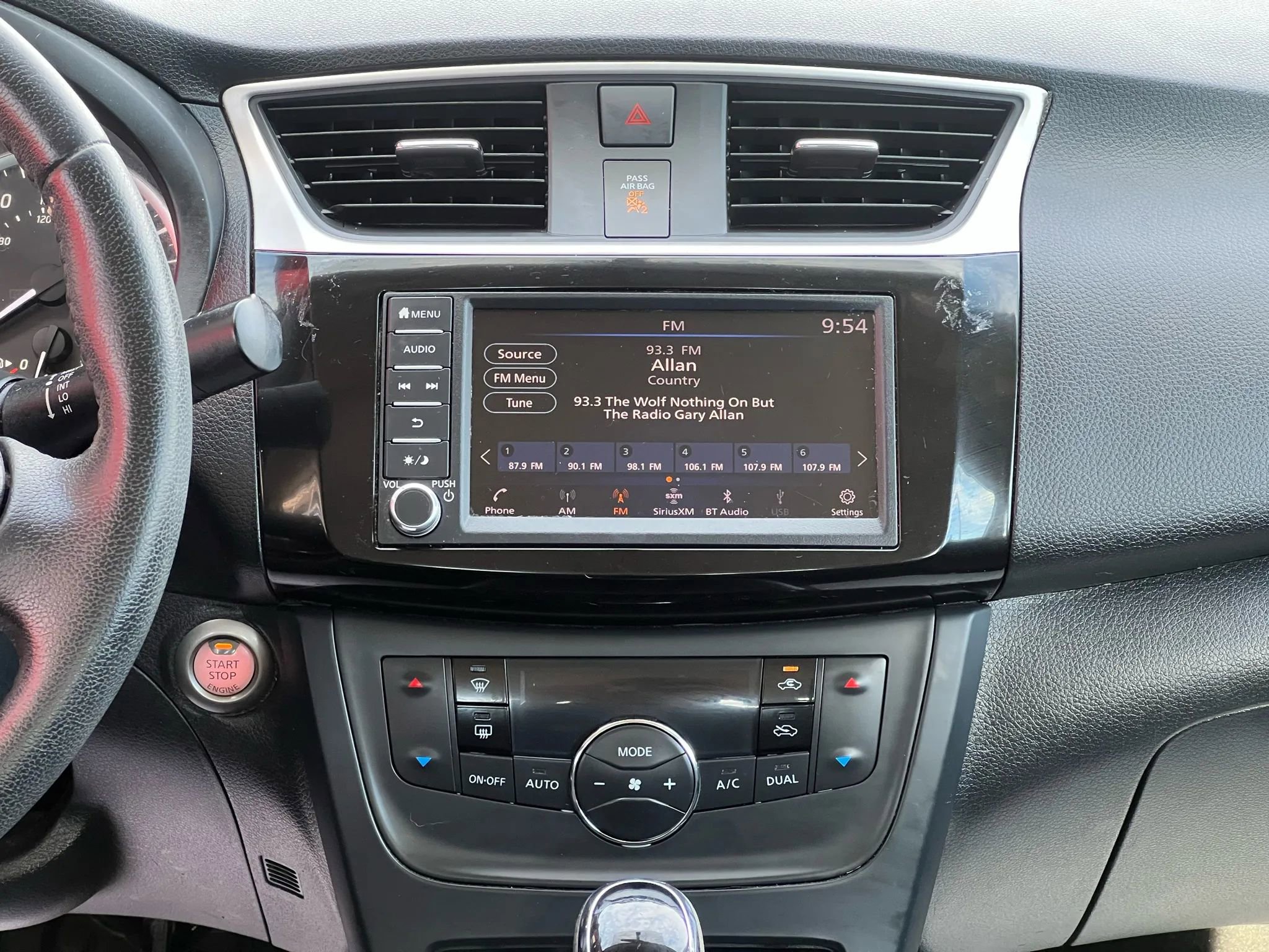 Used 2019 Nissan Sentra SV image 18