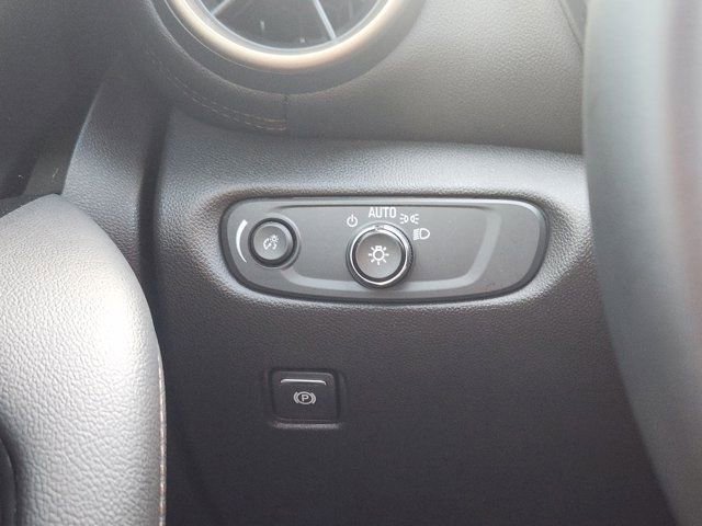 Used 2023 Chevrolet Blazer Premier w/ Driver Confidence II Package image 24