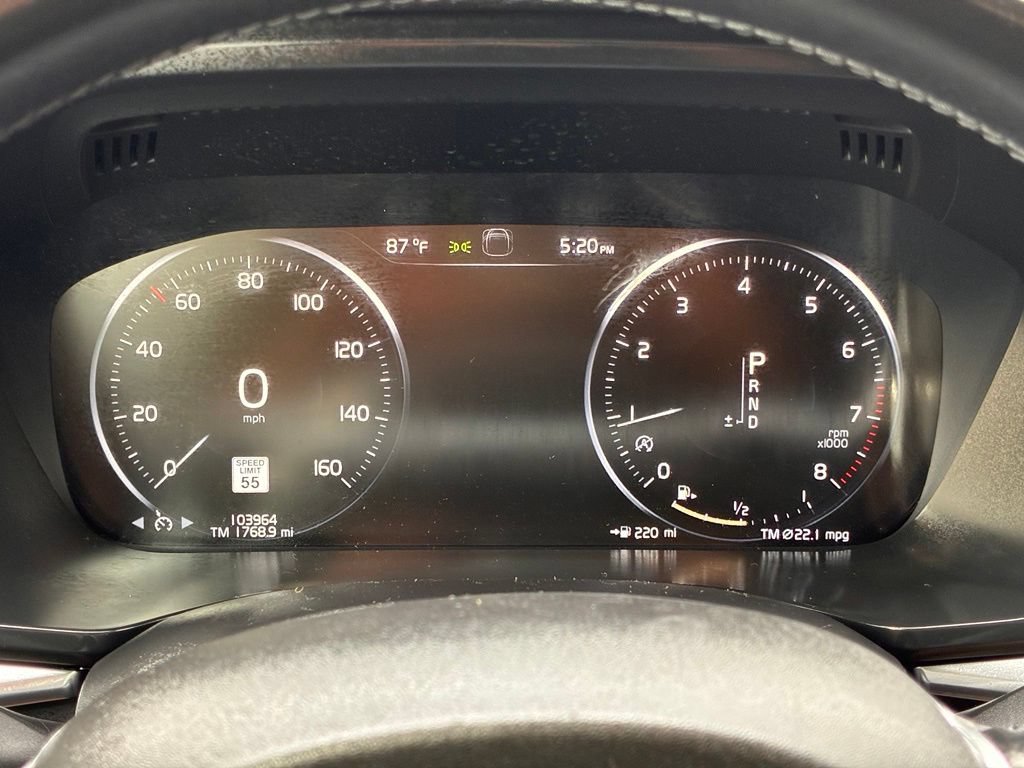 Used 2018 Volvo XC60 T5 Momentum w/ Vision Package AWD/4WD image 31