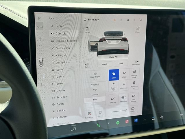 Used 2025 Tesla Model X Plaid image 35