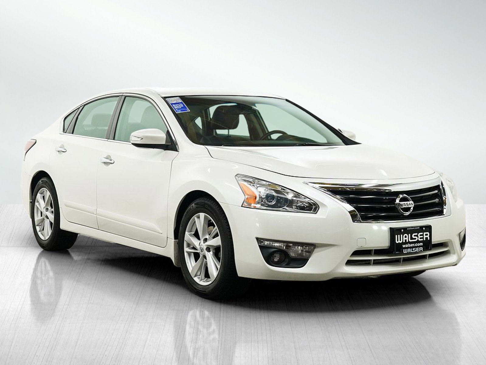 Used 2014 Nissan Altima 2.5 SL w/ Moonroof Package FWD image 7
