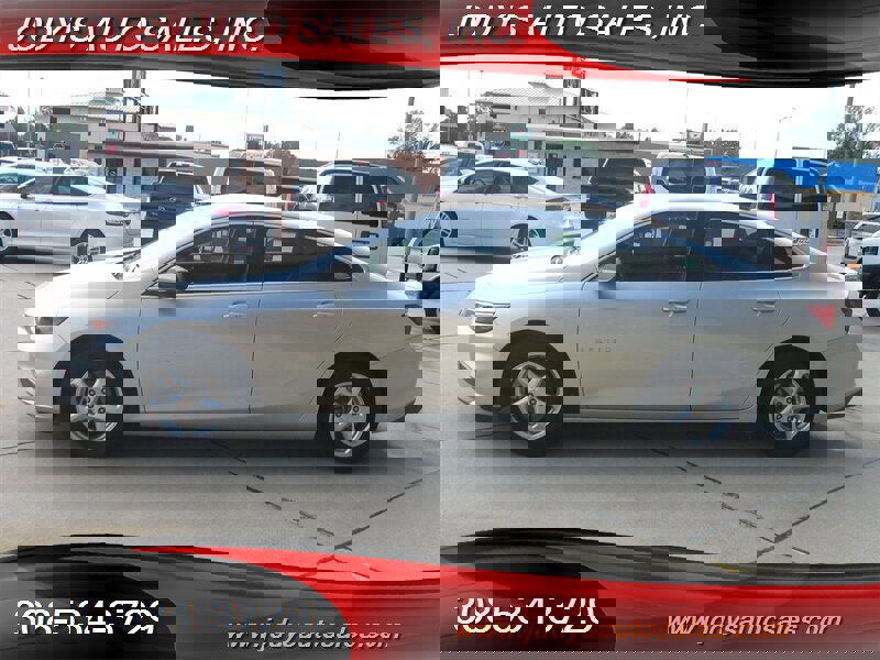 Used 2018 Chevrolet Malibu LS image 30