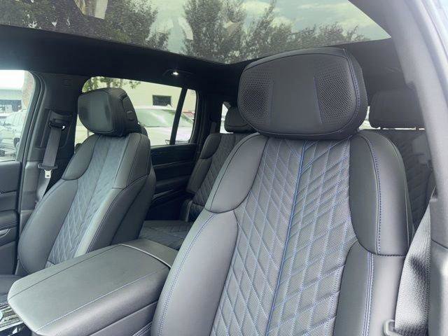 New 2025 Cadillac Escalade IQ Luxury 1 w/ Smart Trailering package image 10