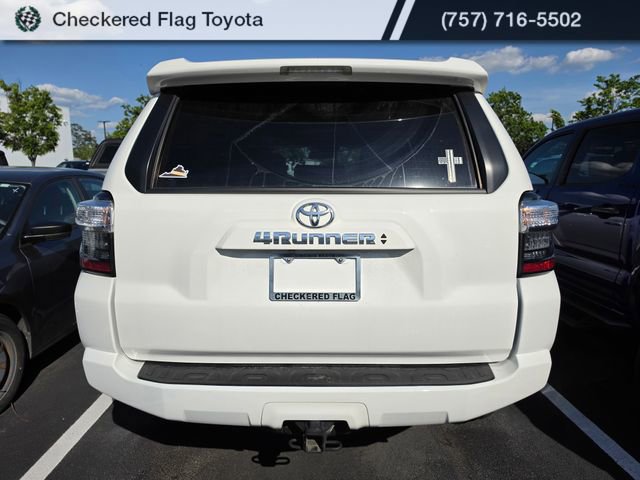 Used 2020 Toyota 4Runner SR5 Premium w/ Moonroof Package AWD/4WD image 5