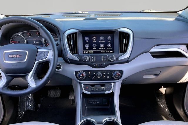 Used 2023 GMC Terrain SLT w/ LPO, Floor Liner Package FWD image 9