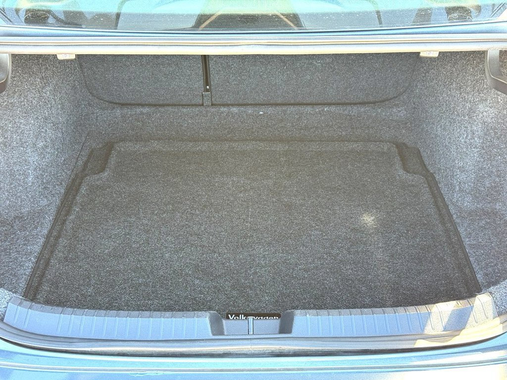 Certified 2024 Volkswagen Jetta S FWD image 10