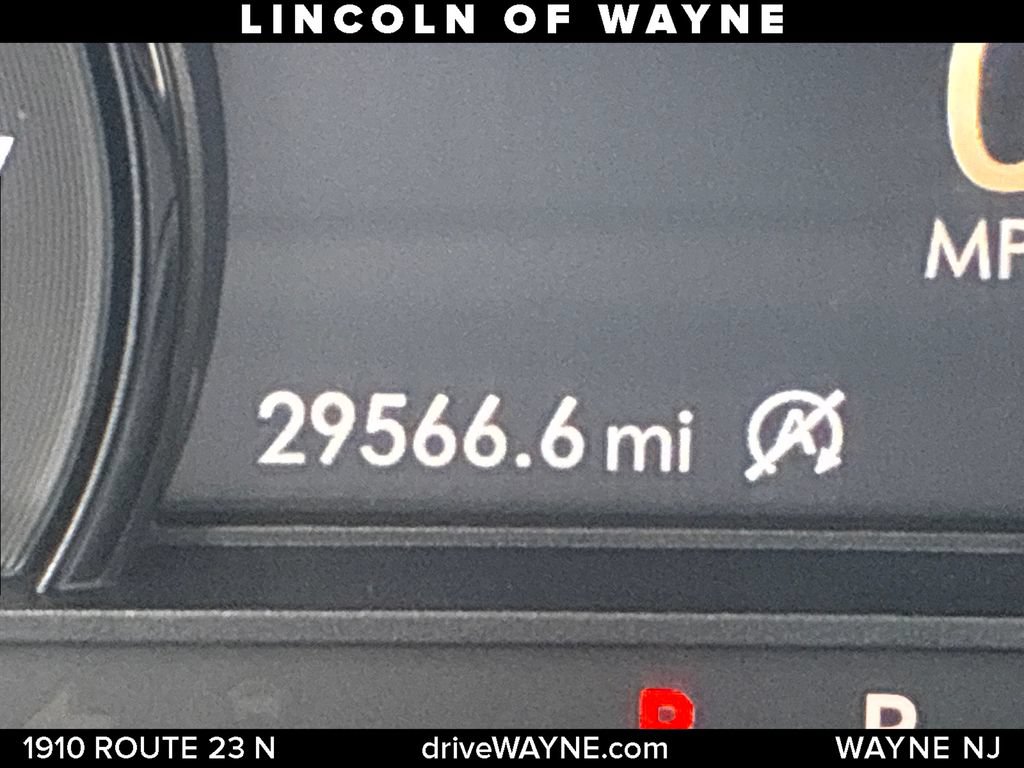 Certified 2022 Lincoln Corsair AWD w/ Equipment Group 101A image 17