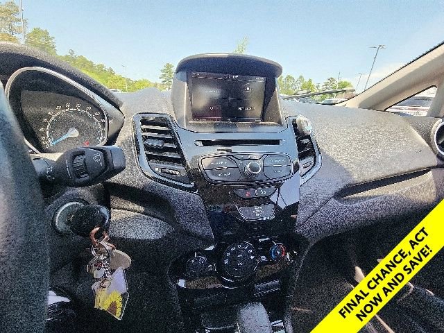 Used 2014 Ford Fiesta SE w/ Equipment Group 201A FWD image 25