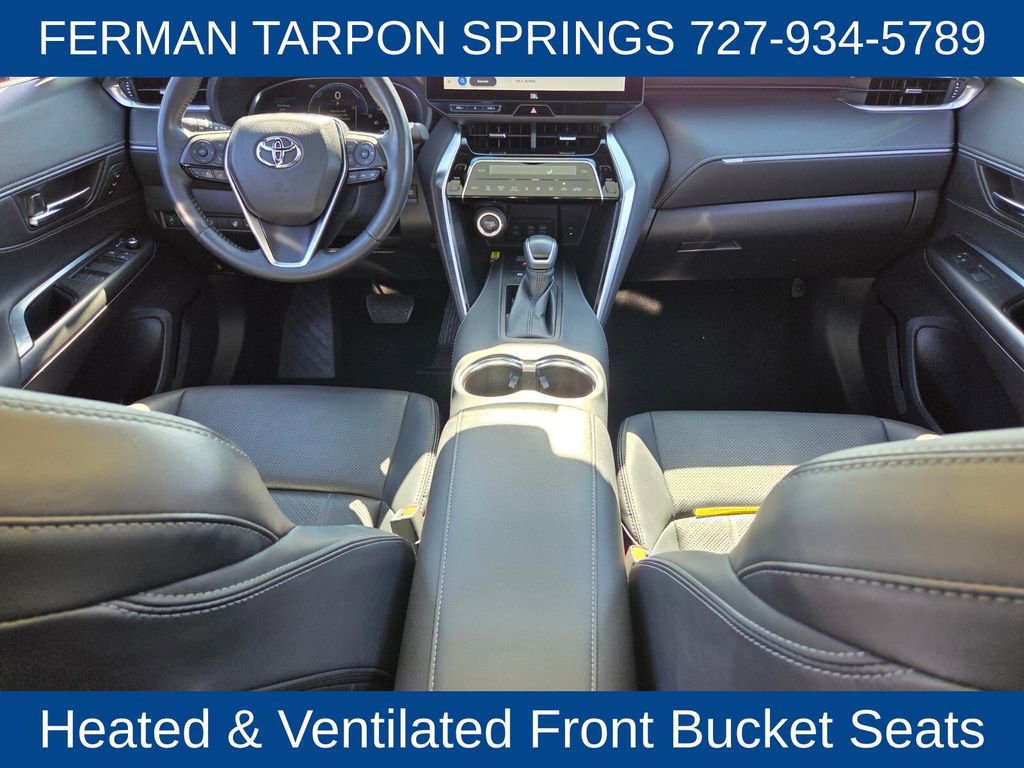 Used 2023 Toyota Venza Limited image 17