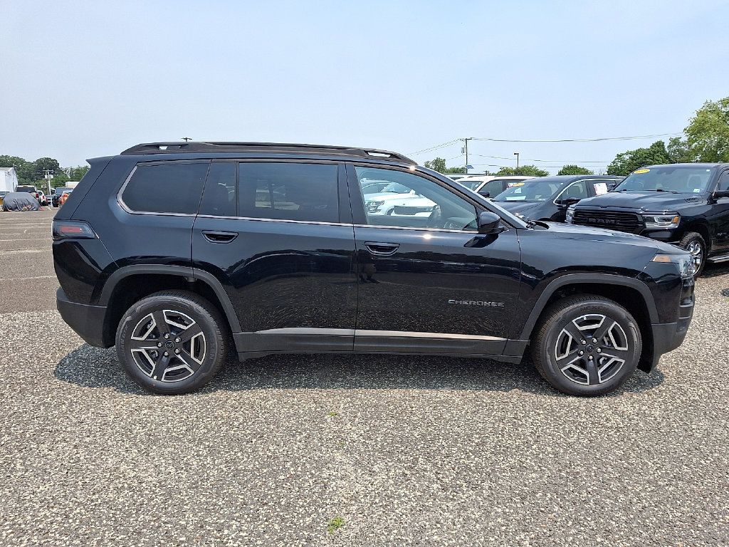 New 2026 Jeep Cherokee Laredo AWD/4WD image 9