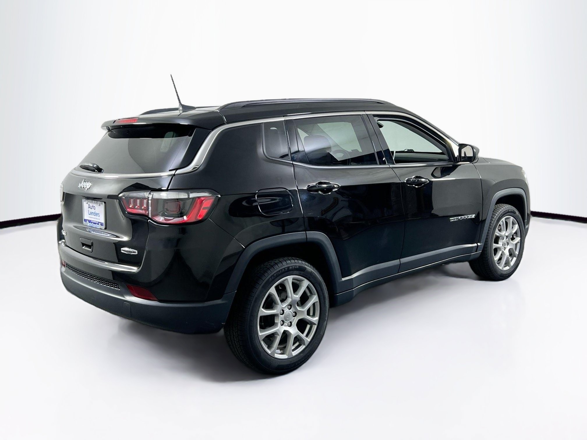 Used 2022 Jeep Compass Latitude AWD/4WD image 5