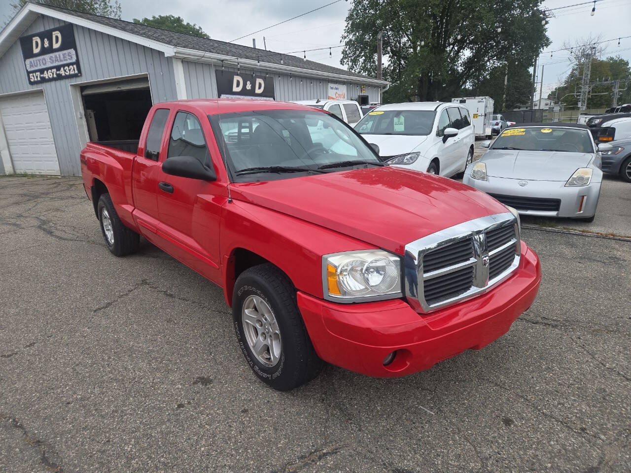 Used 2005 Dodge Dakota SLT AWD/4WD image 2