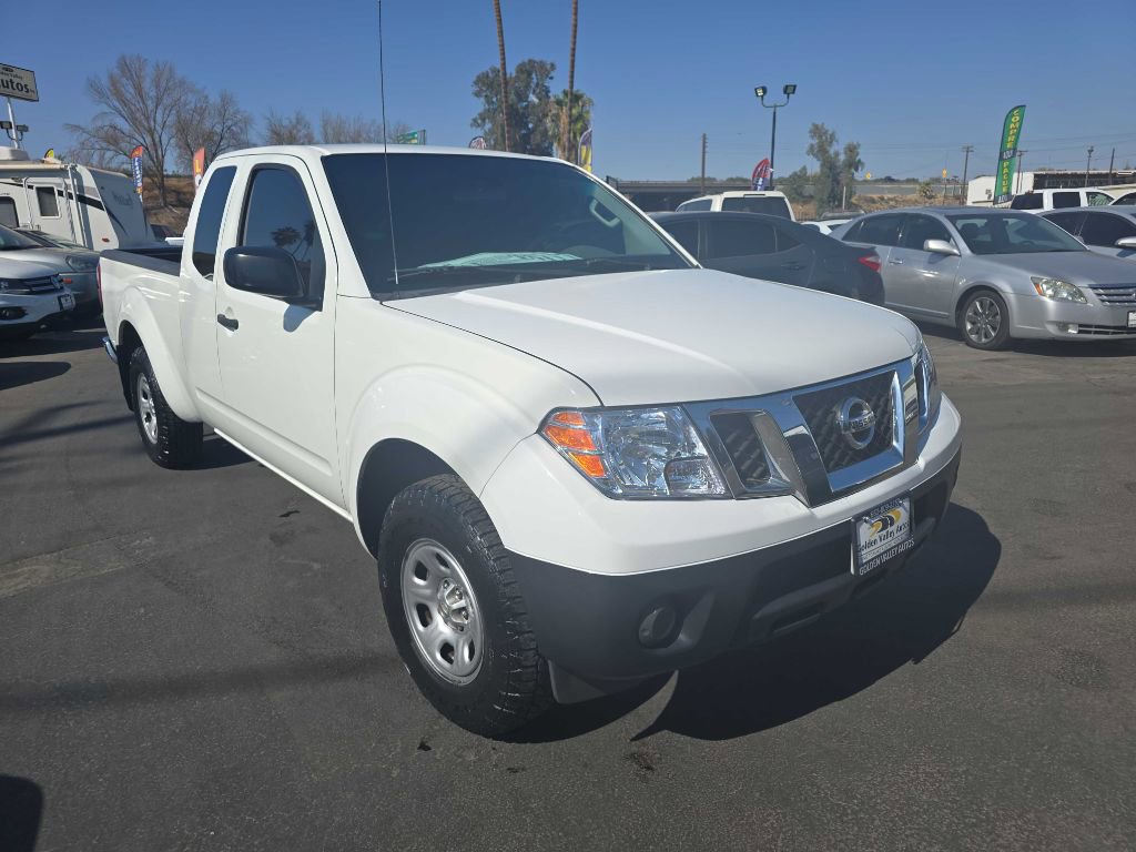 Used 2015 Nissan Frontier S image 5