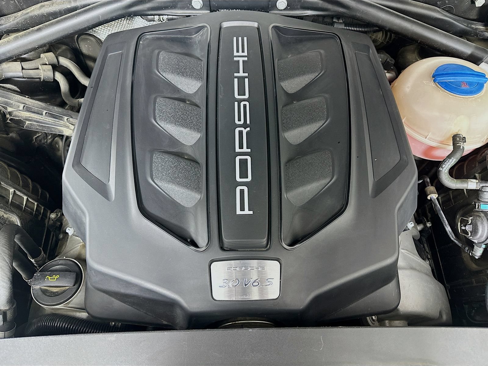 Used 2017 Porsche Macan S AWD/4WD image 13