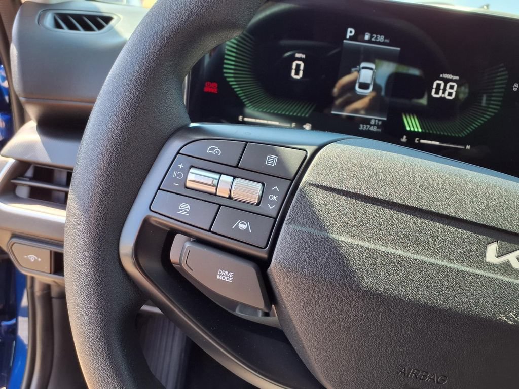 Used 2025 Kia K4 FWD image 16