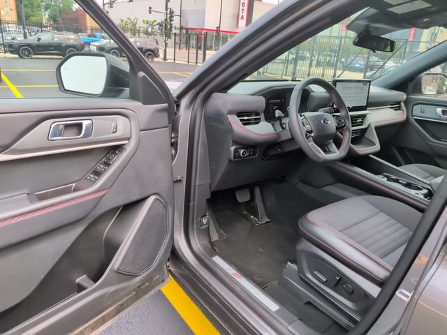 Used 2026 Ford Explorer ST-Line AWD/4WD image 9